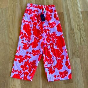 Halogen (Nordstrom) Wide let crop. NWT 8